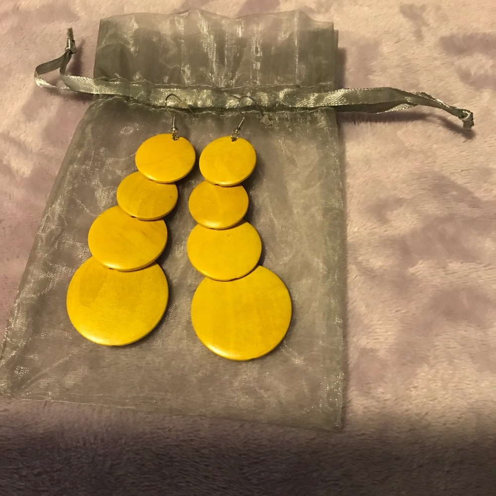 Yellow Circles